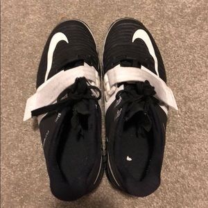 Nike women’s Romaleos weightlifting shoes